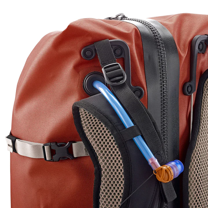 Mochila Ortlieb Atrack Bike 25L Black Matt 7