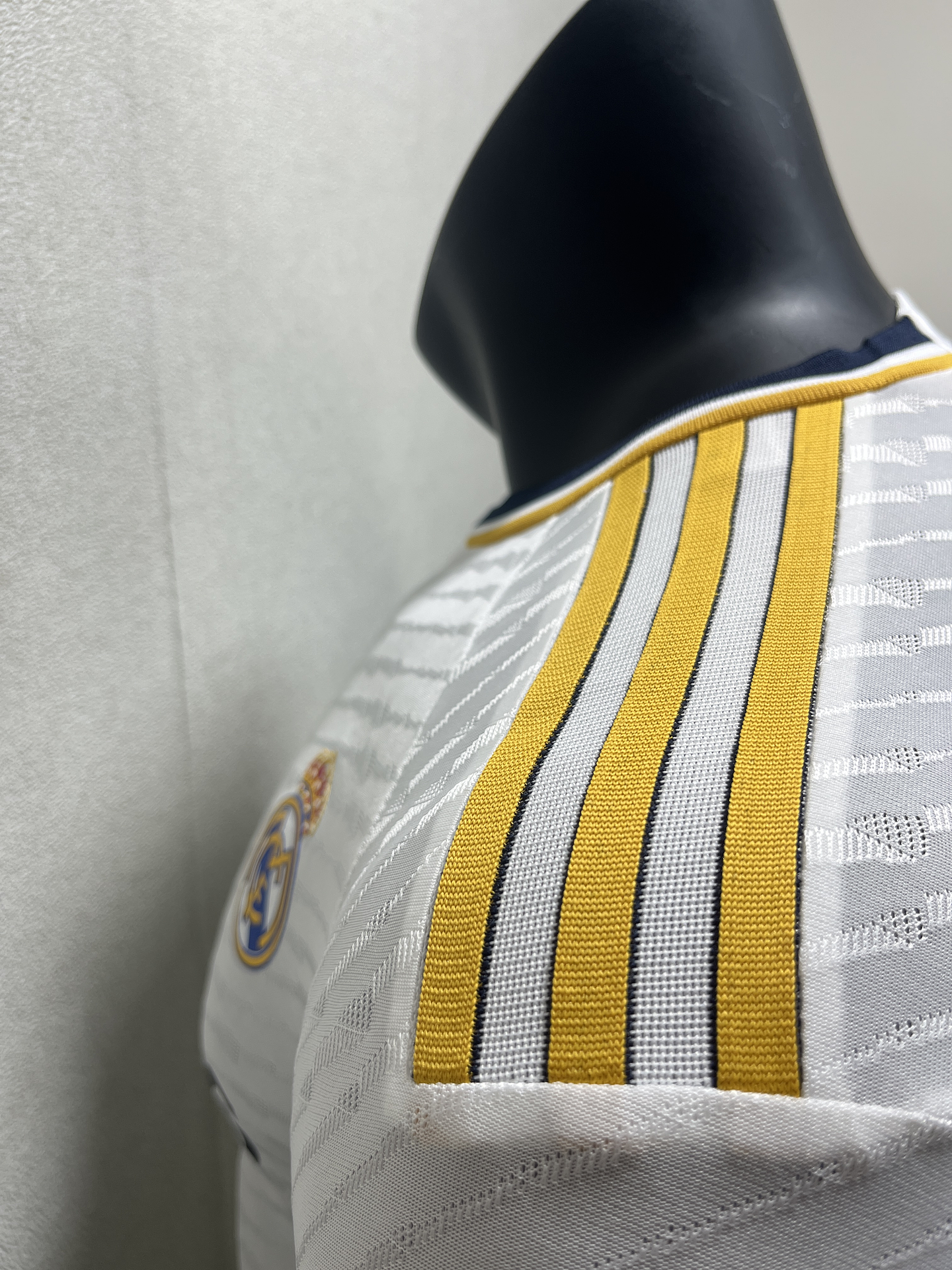 Real Madrid Home Shirt 23/24 PLAYER'S EDITION 5