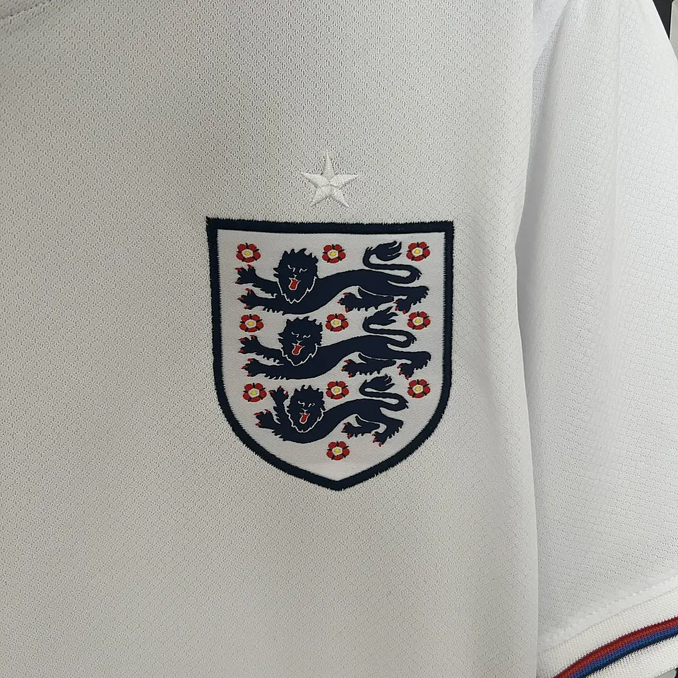 Inglaterra Equipamento Principal Euro 2024 3