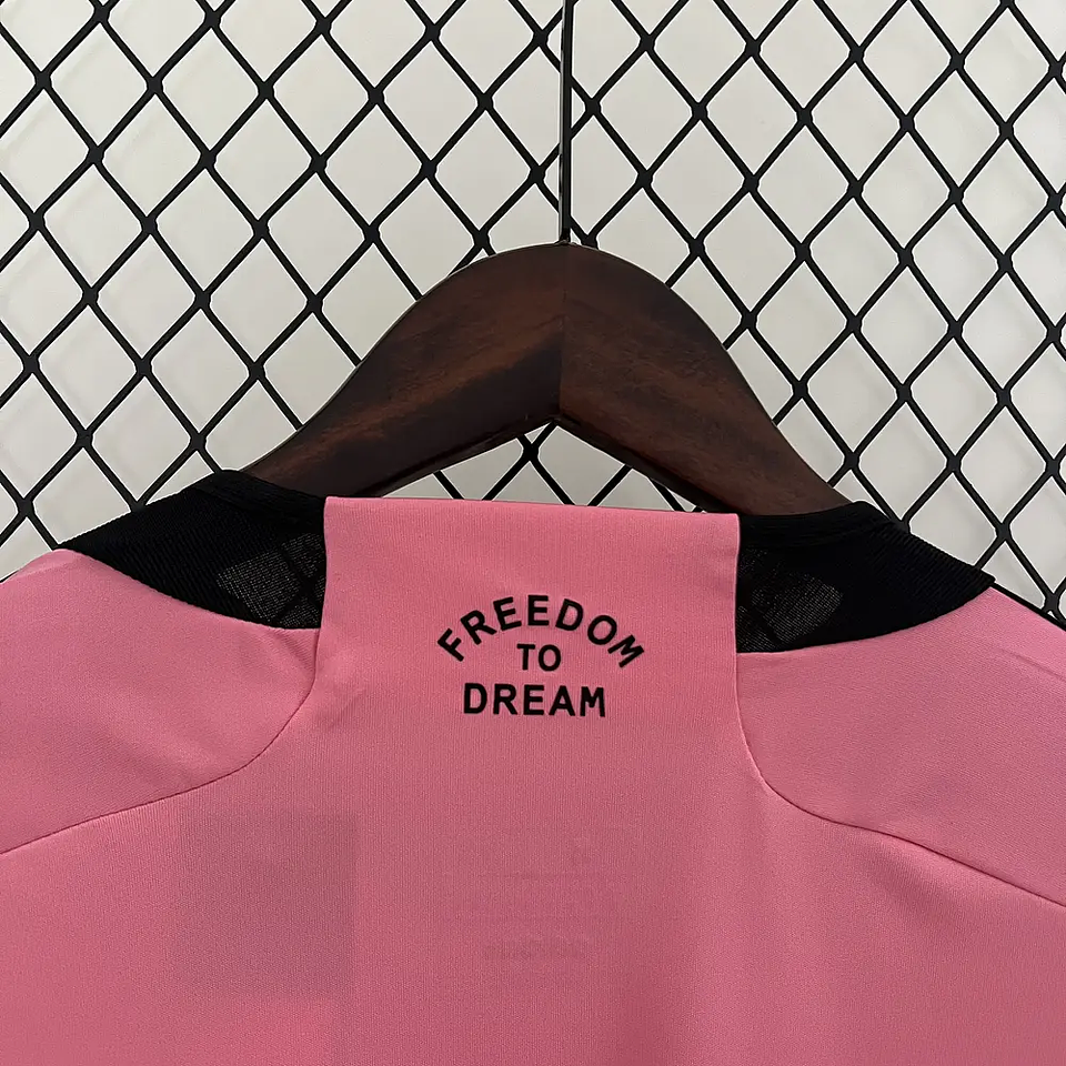 Inter Miami Equipamento Principal 2024/25 4