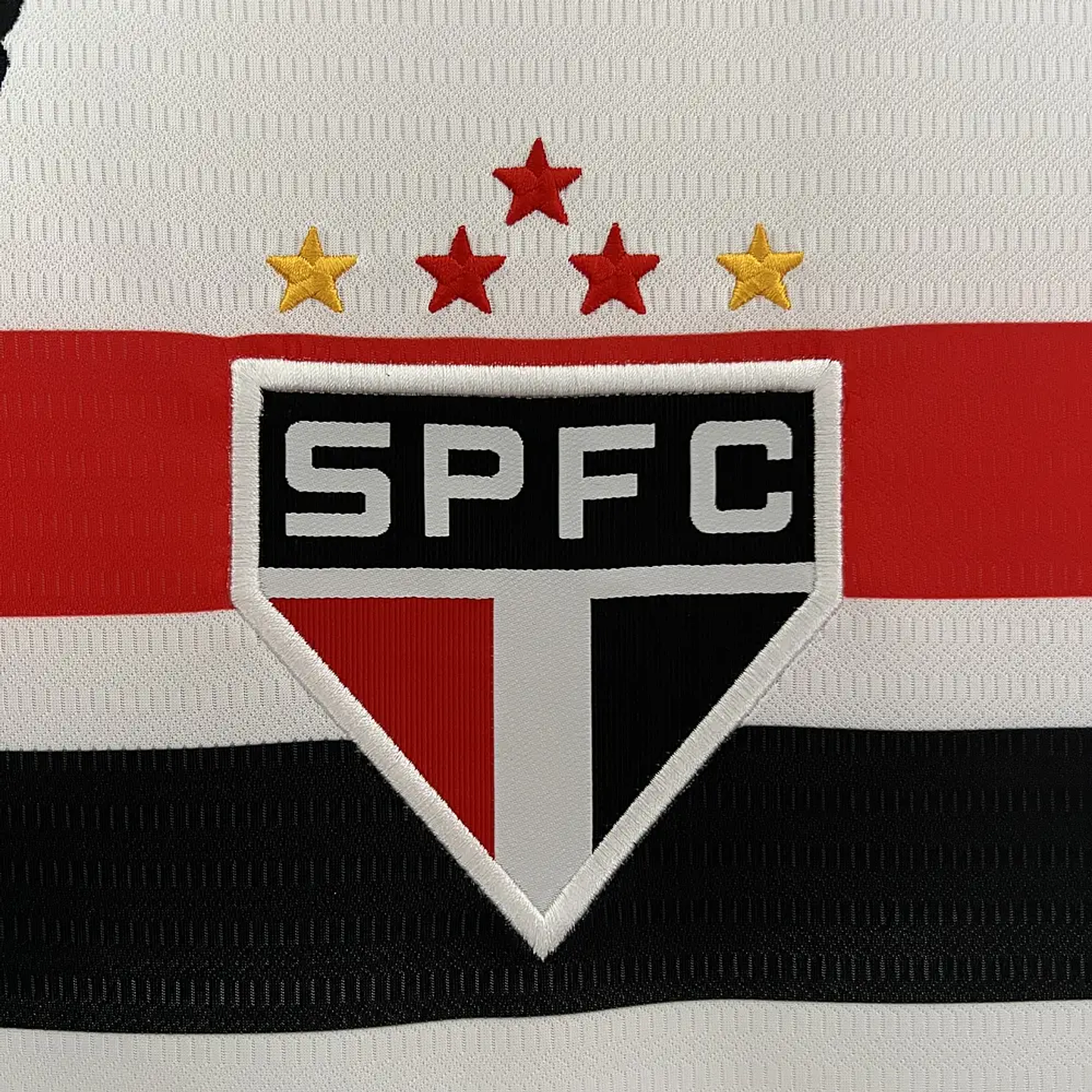 São Paulo Equipamento Principal 2024/25 3