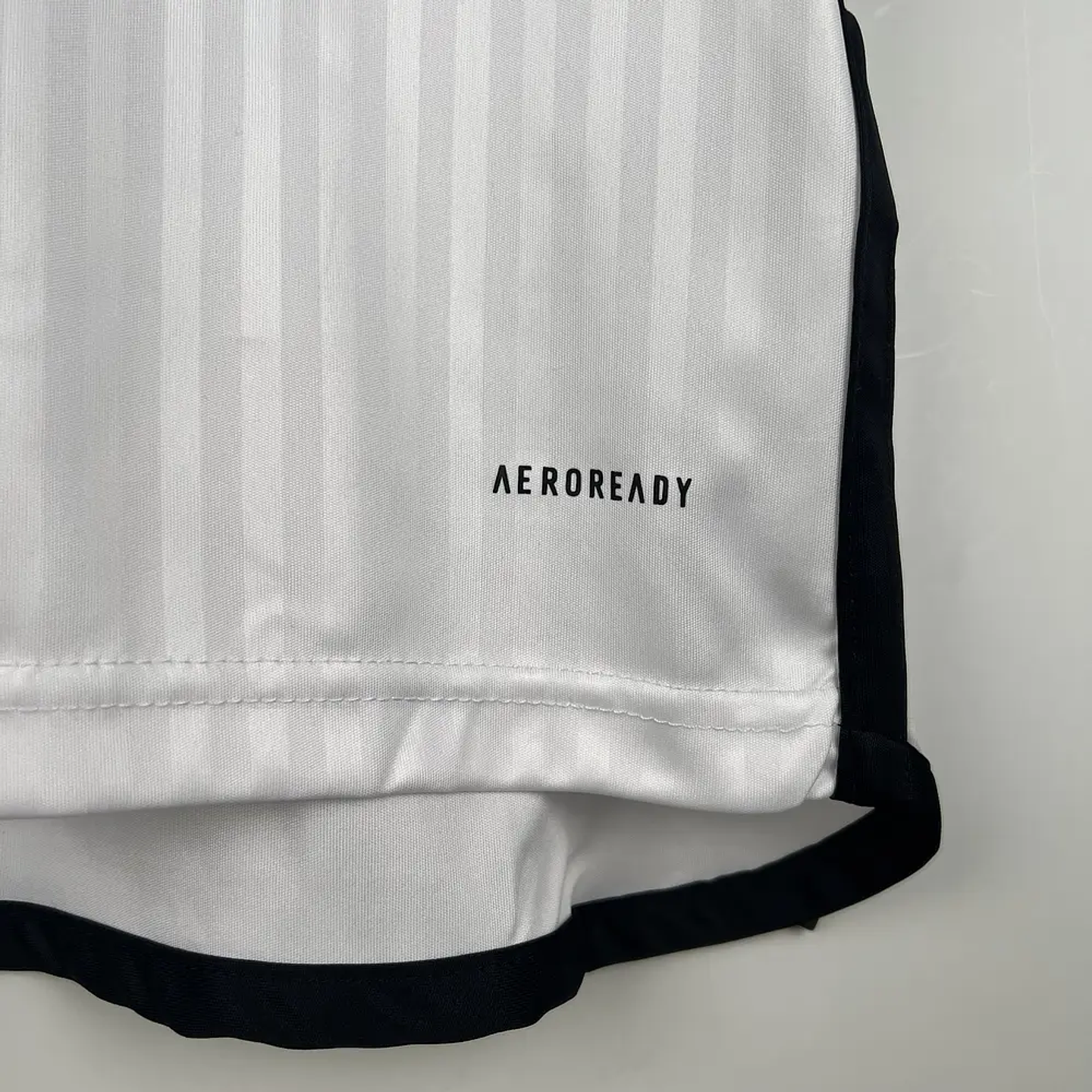 Fulham Home Kit 2023/24 9