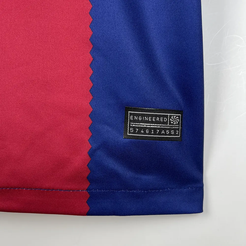 Barcelona Equipamento Principal 2023/24 7