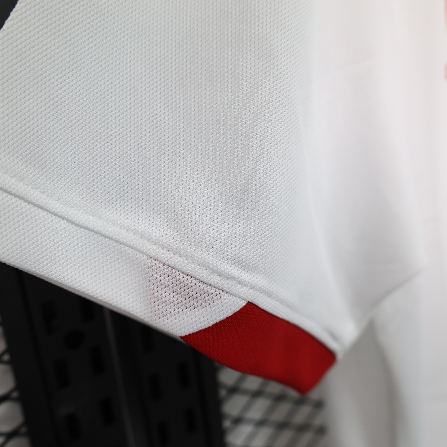 Sevilha Equipamento Principal 2023/24 6