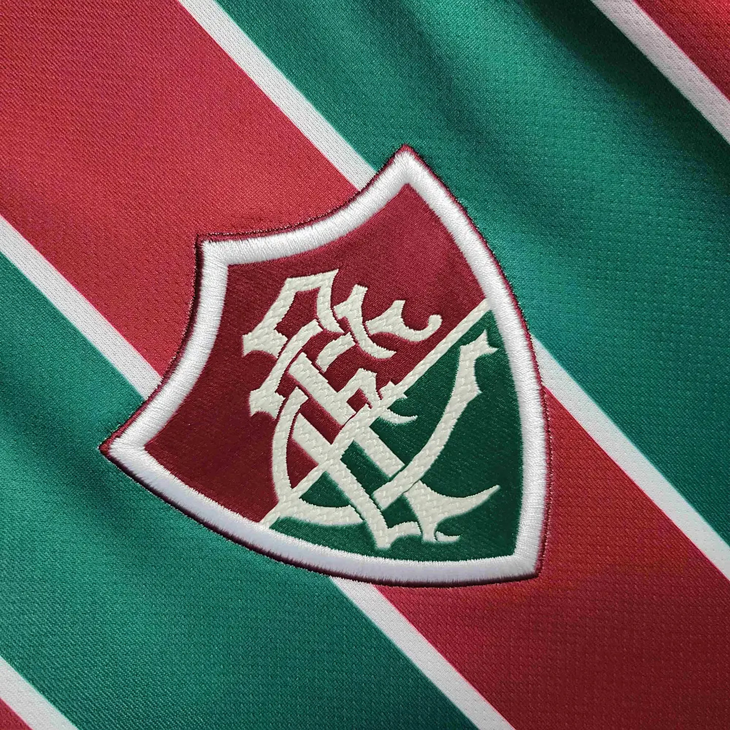 Fluminense Equipamento Principal 2023/24 3