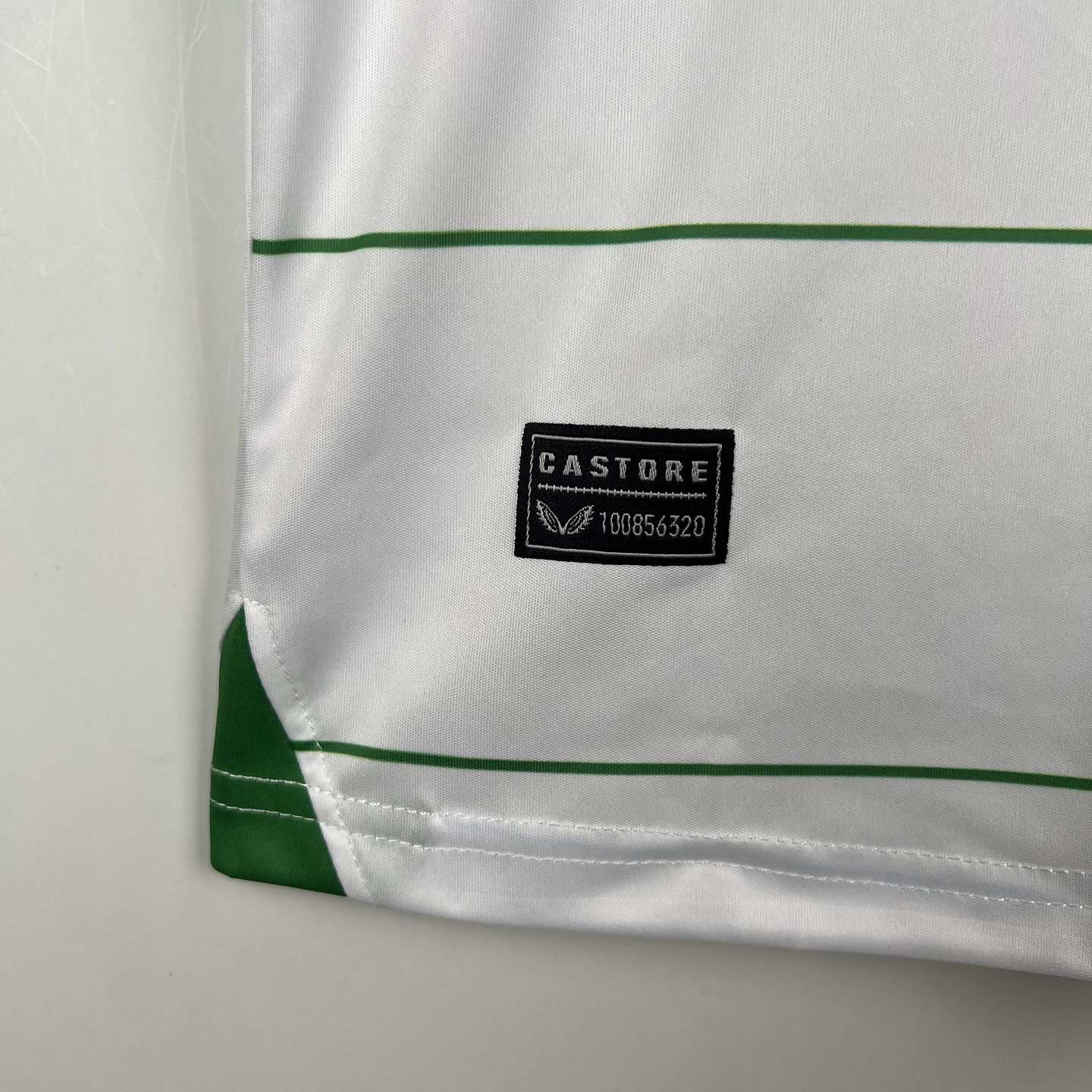 Irlanda Equipamento Alternativo 2024/25 9