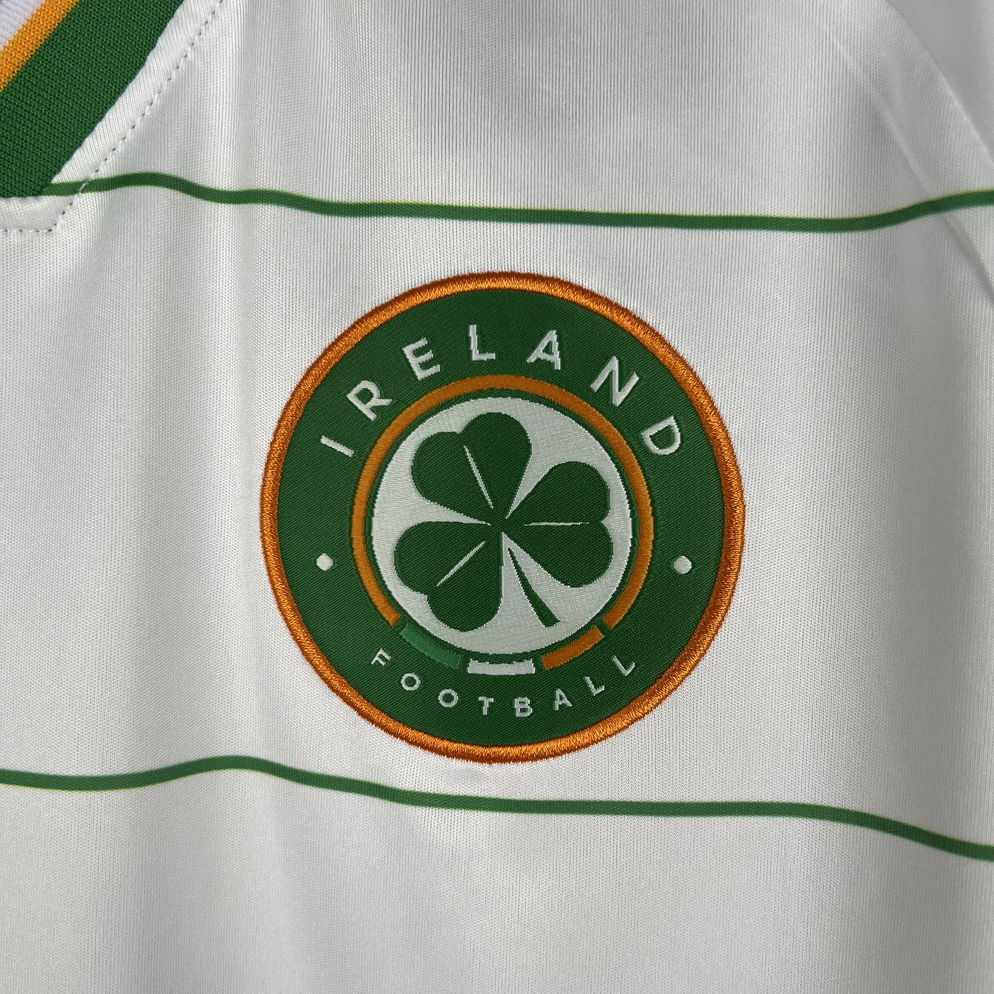 Irlanda Equipamento Alternativo 2024/25 3