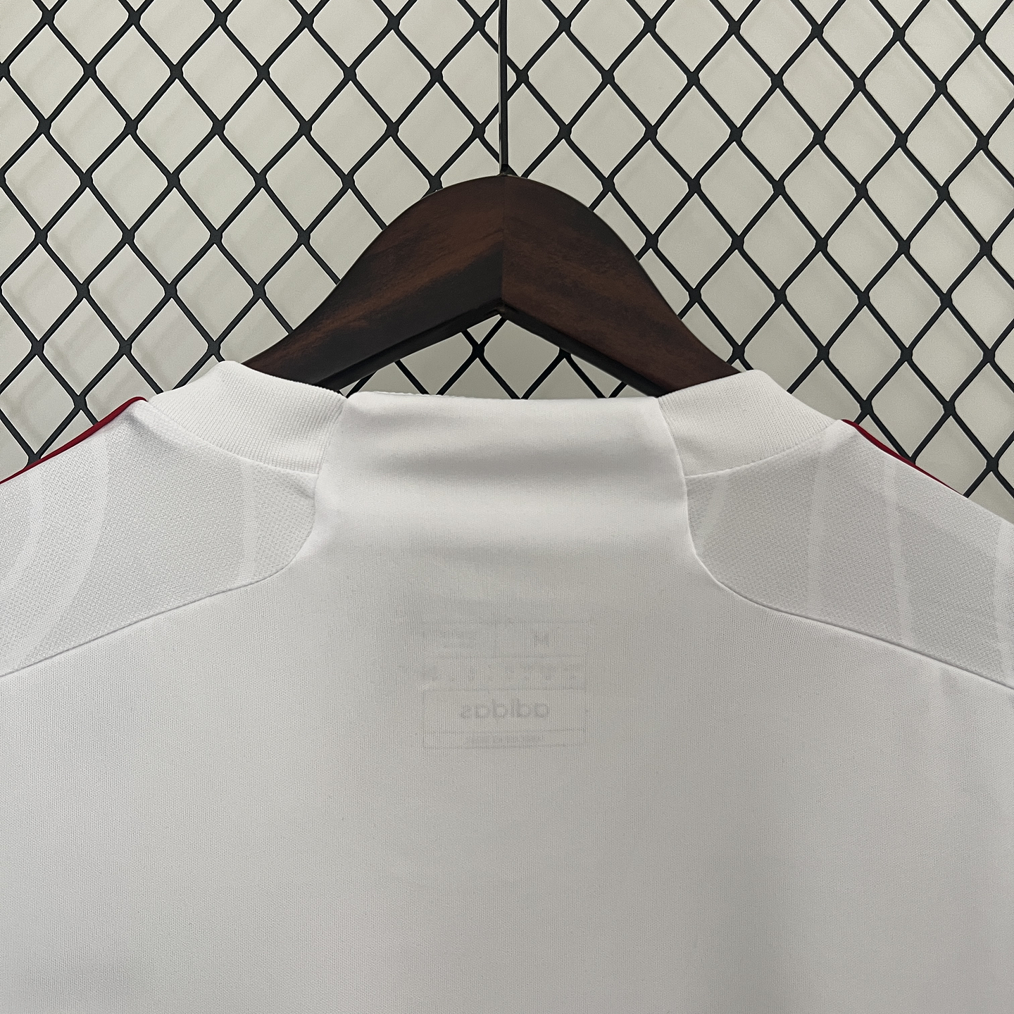 Flamengo Equipamento Secundário 2024/25 6