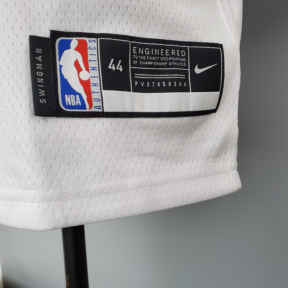 Cleveland Cavaliers 8