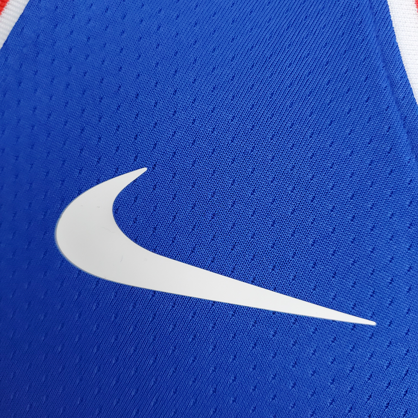 Philadelphia 76ers 3