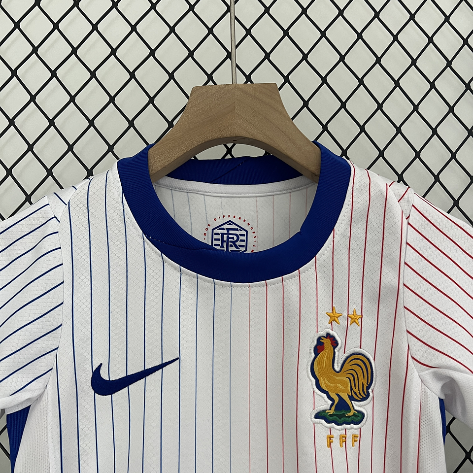 França Equipamento Alternativo Euro 2024 Kit Criança 4