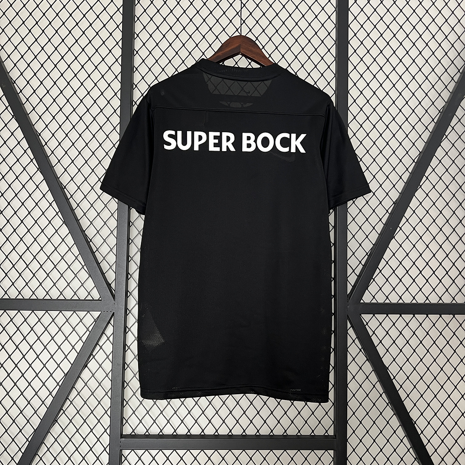 Sporting Quarto Equipamento 2023/24 2