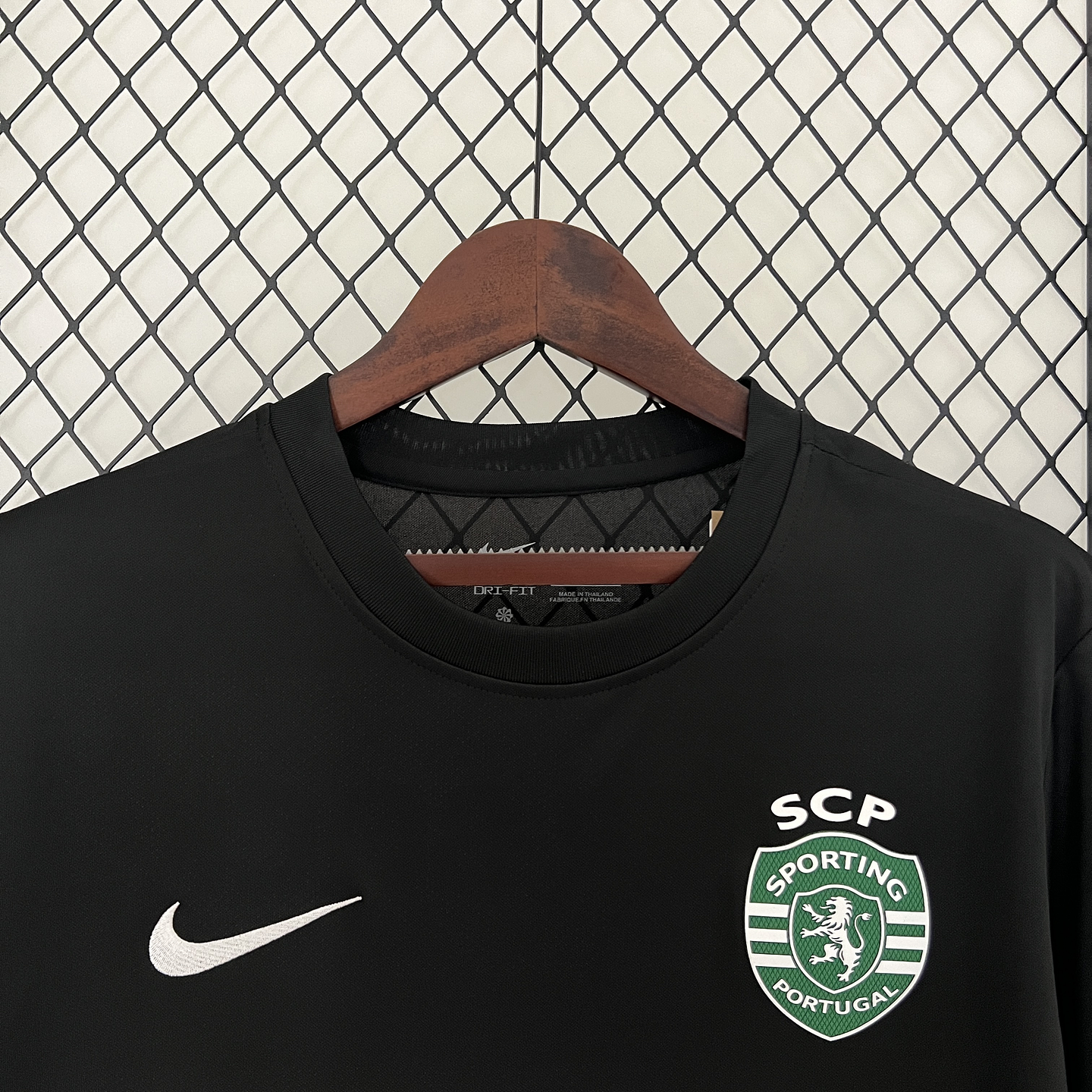 Sporting Quarto Equipamento 2023/24 5