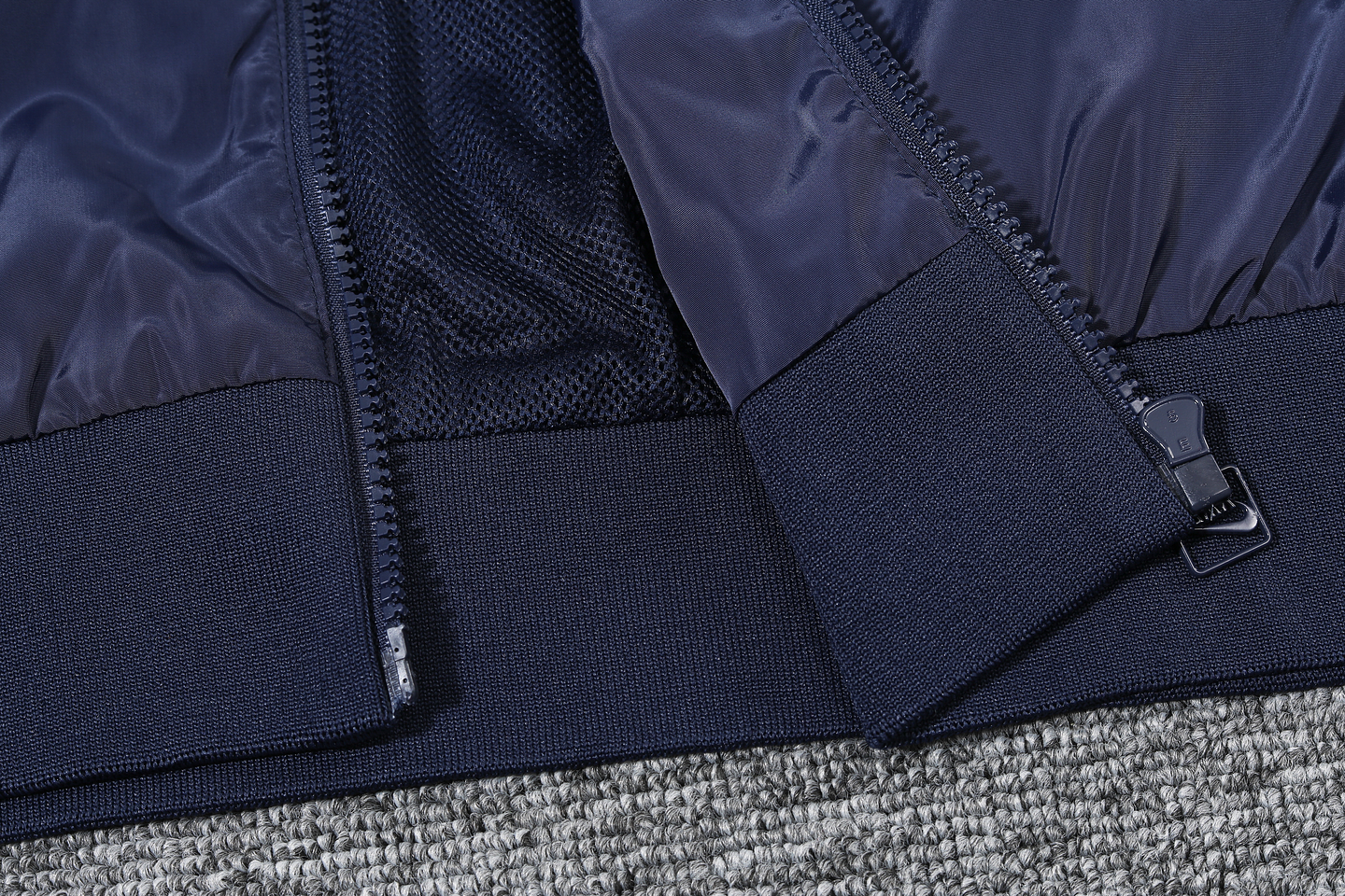 Barcelona Corta-Vento 11