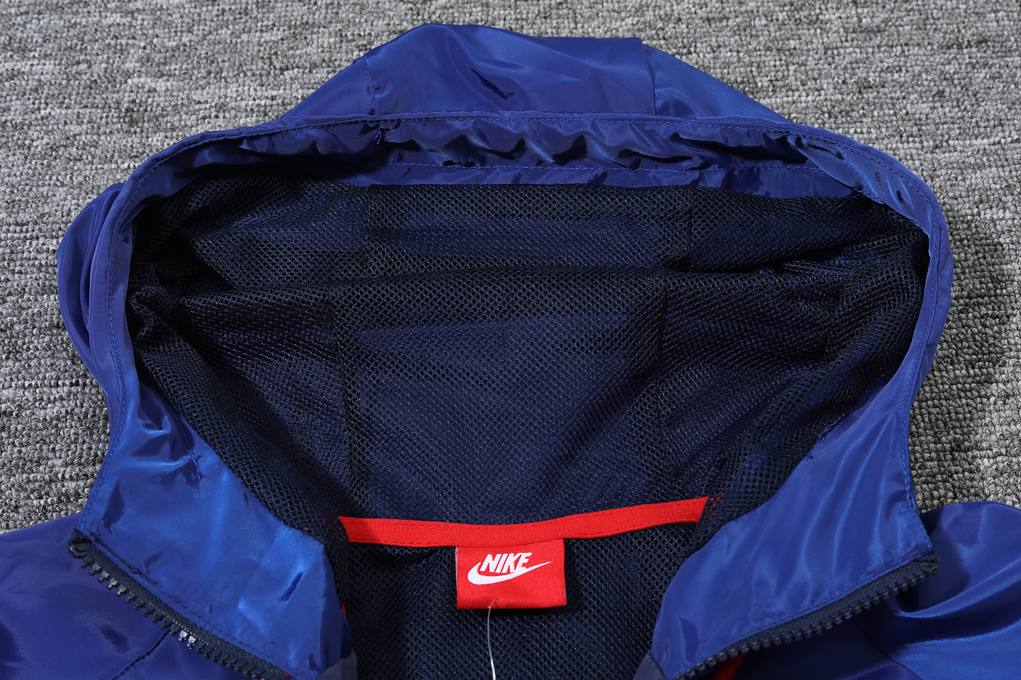 Barcelona Corta-Vento 7