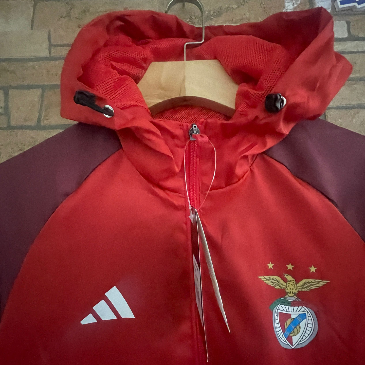 Benfica Corta-Vento 3