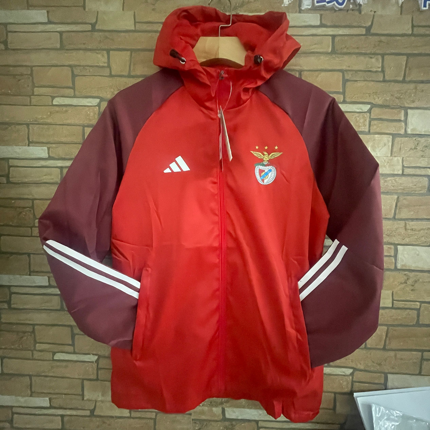 Benfica Corta-Vento 1