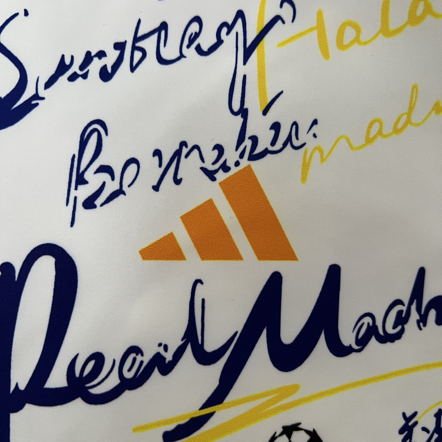 Real Madrid Corta-Vento Reversível 5