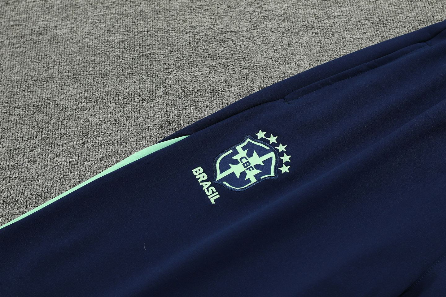 Brasil Fato de Treino c/ Capuz 5