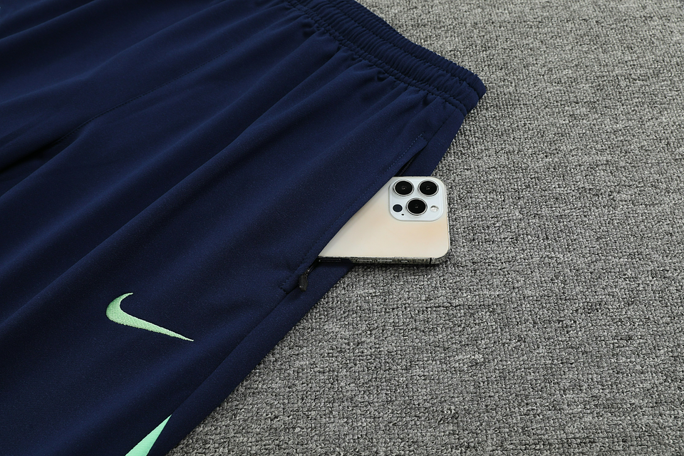 Brasil Fato de Treino c/ Capuz 6