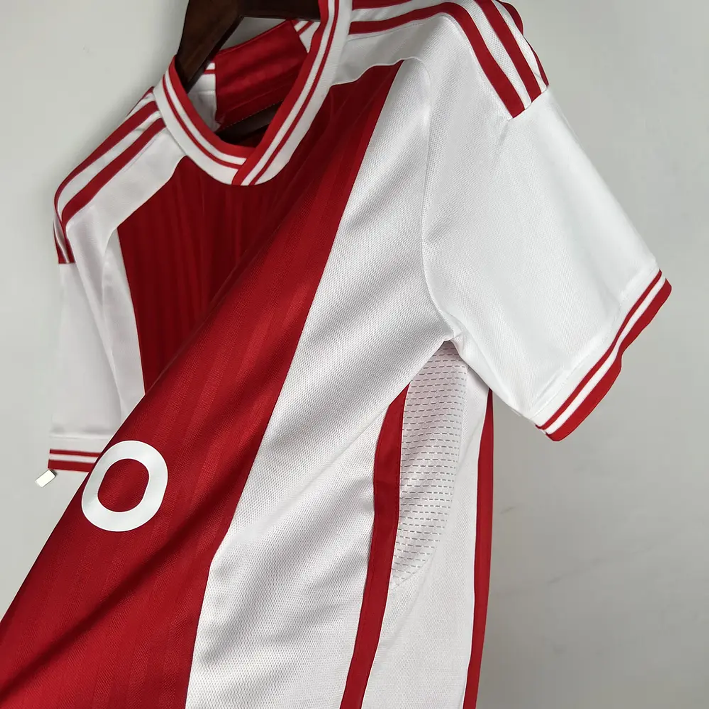 Ajax Equipamento Principal 2023/24 6
