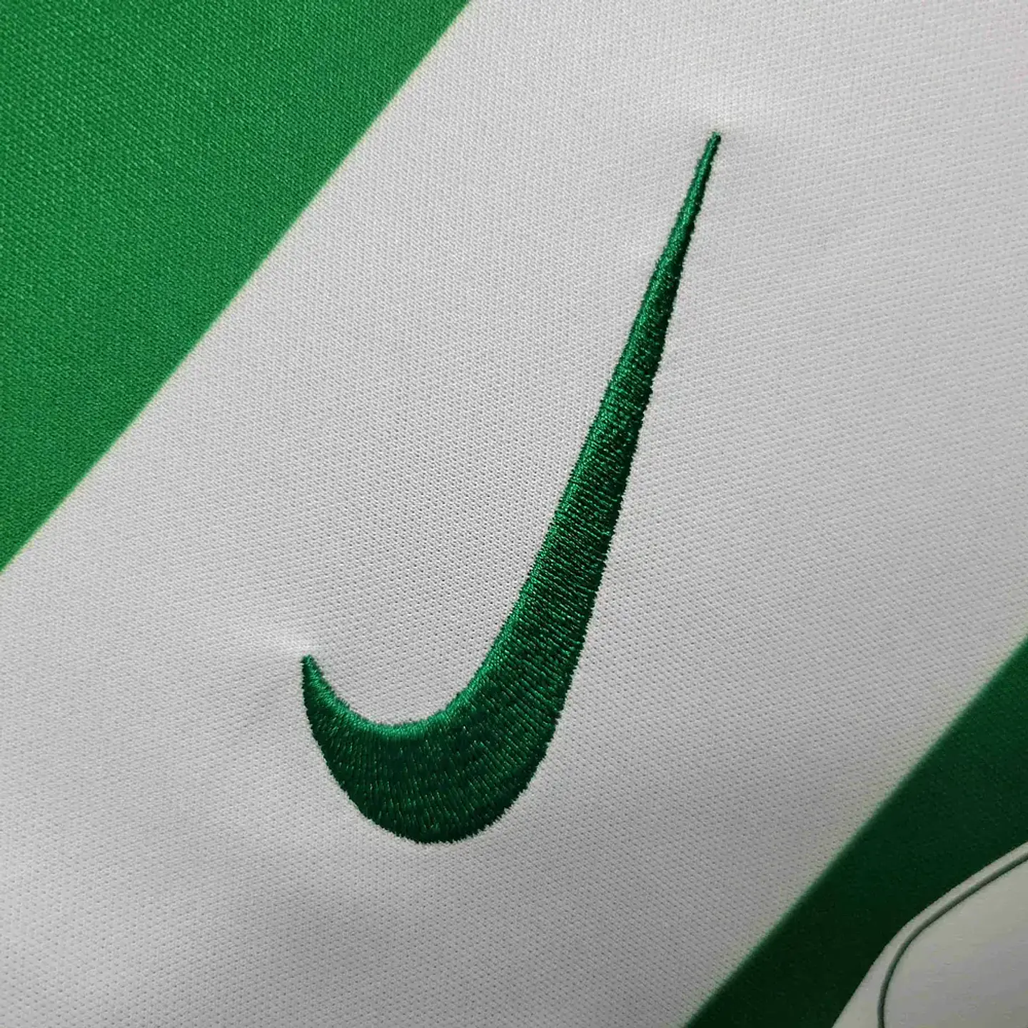 Sporting Equipamento Principal 2023/24 3