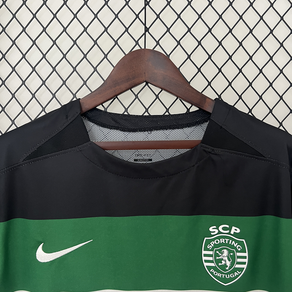 Sporting Equipamento Principal 2024/25 4