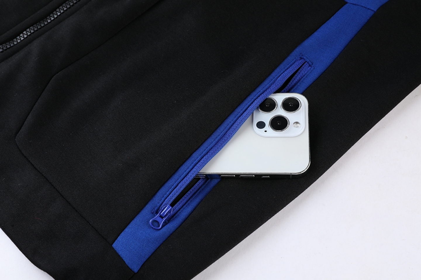 Adidas Fato de Treino c/ Capuz 4