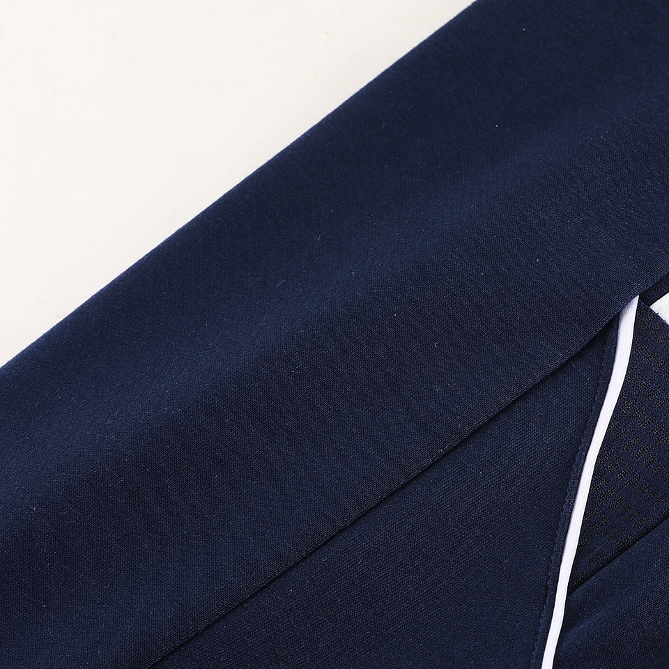 Adidas Fato de Treino c/ Capuz 9