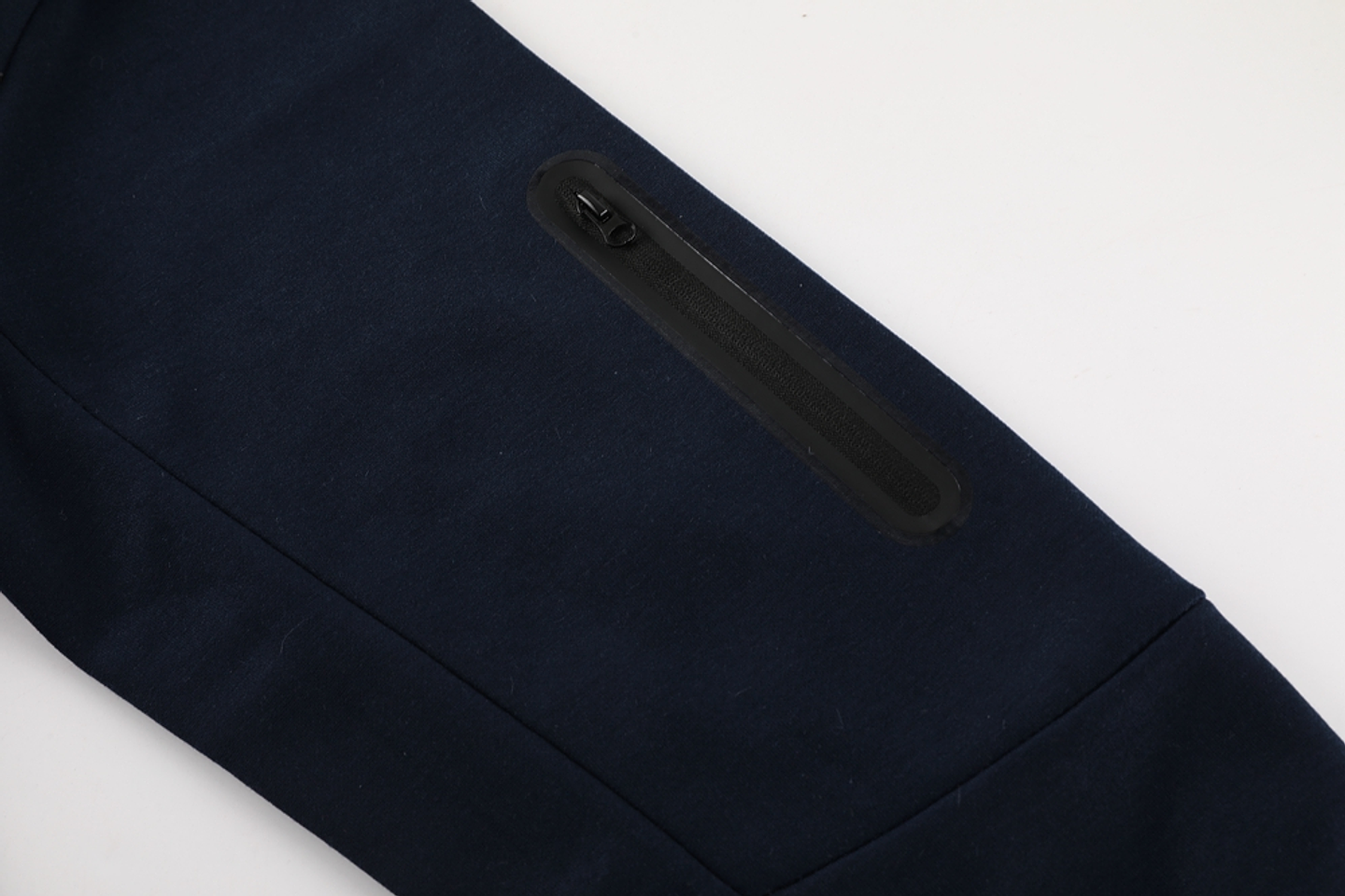 Tottenham Fato de Treino c/ Capuz 4