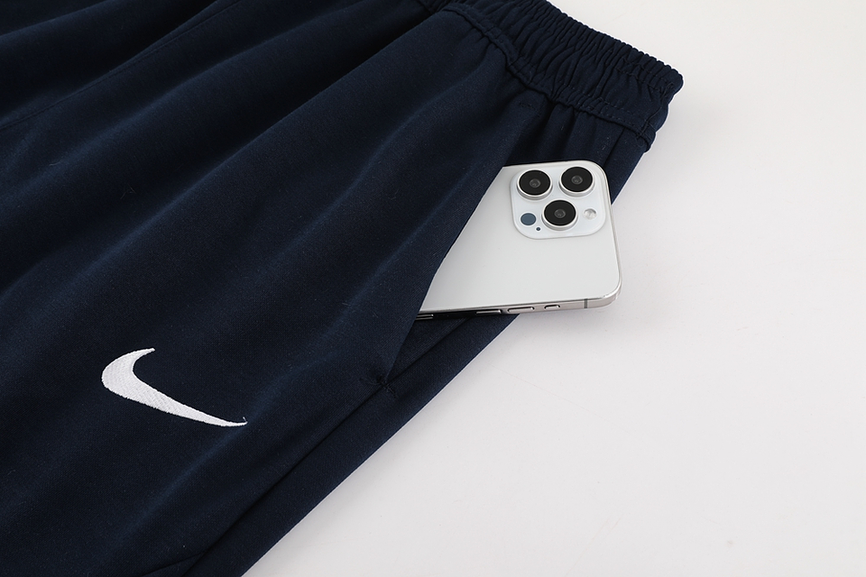 Tottenham Fato de Treino c/ Capuz 6