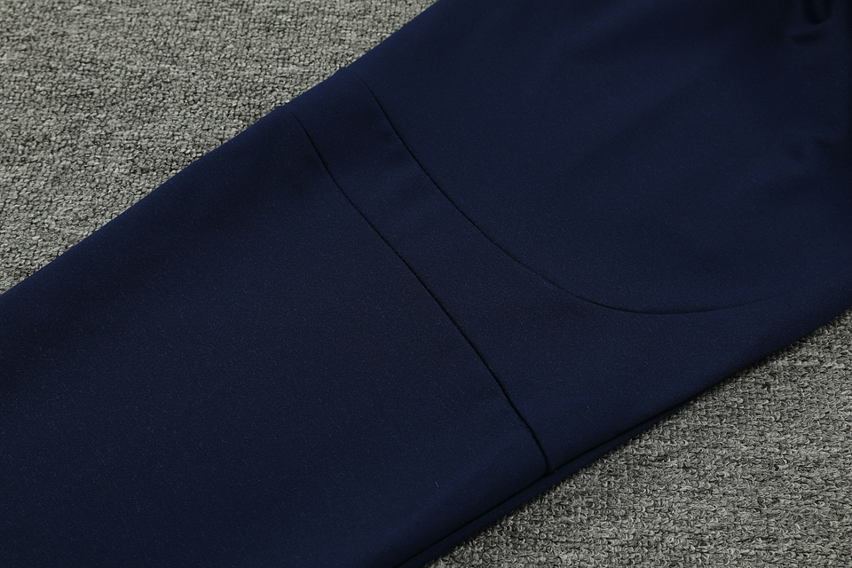 França Fato de Treino c/ Capuz 6