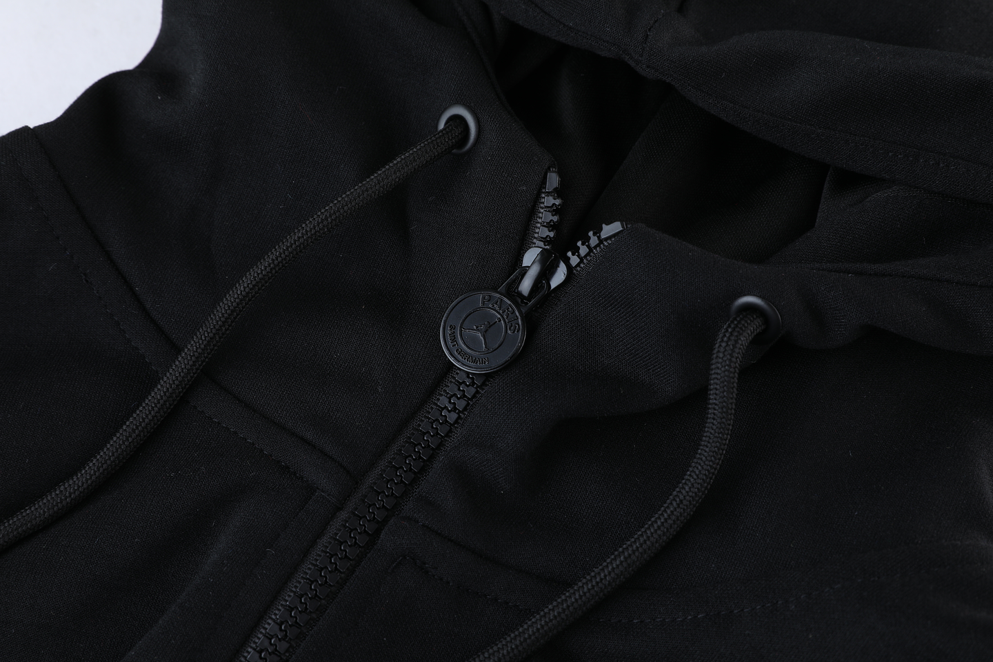 PSG Fato de Treino c/ Capuz 4