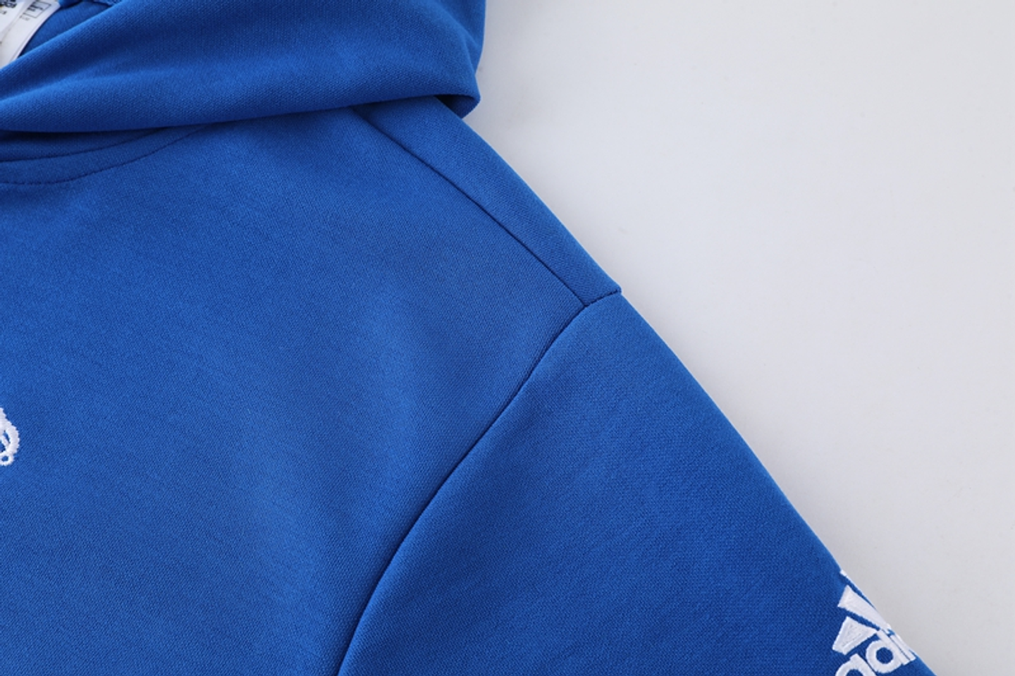 Real Madrid Avengers Fato de Treino c/ Capuz 5