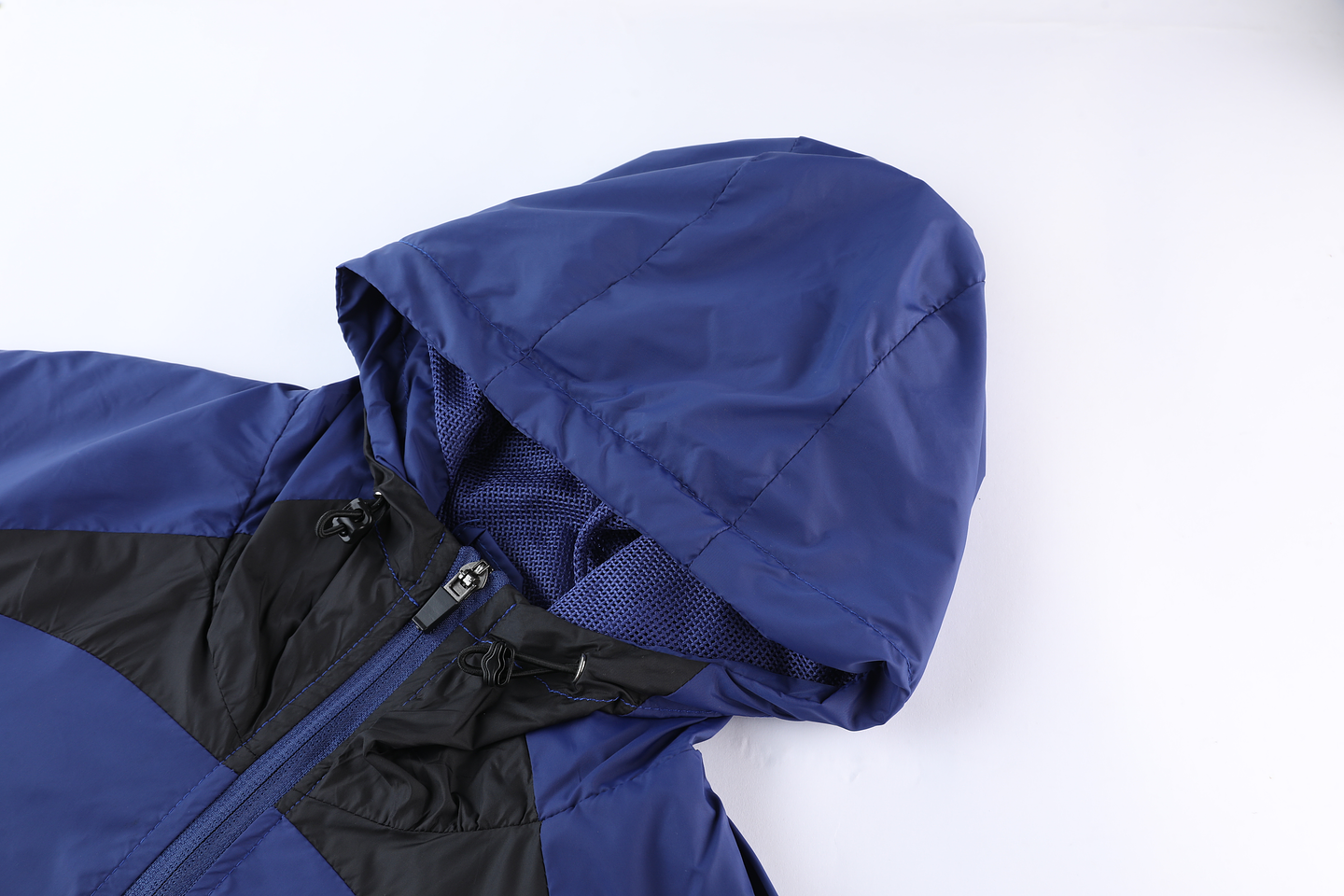 PSG Fato de Treino c/ Capuz 5