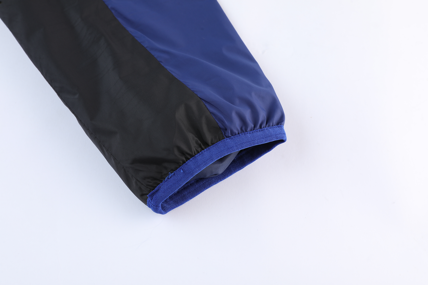 PSG Fato de Treino c/ Capuz 9