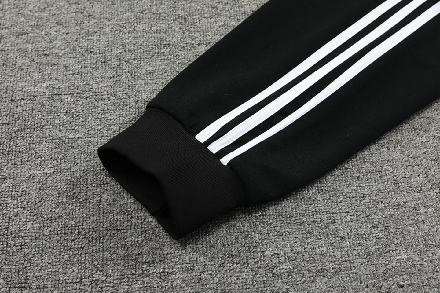 Arsenal Fato de Treino c/ Capuz 9