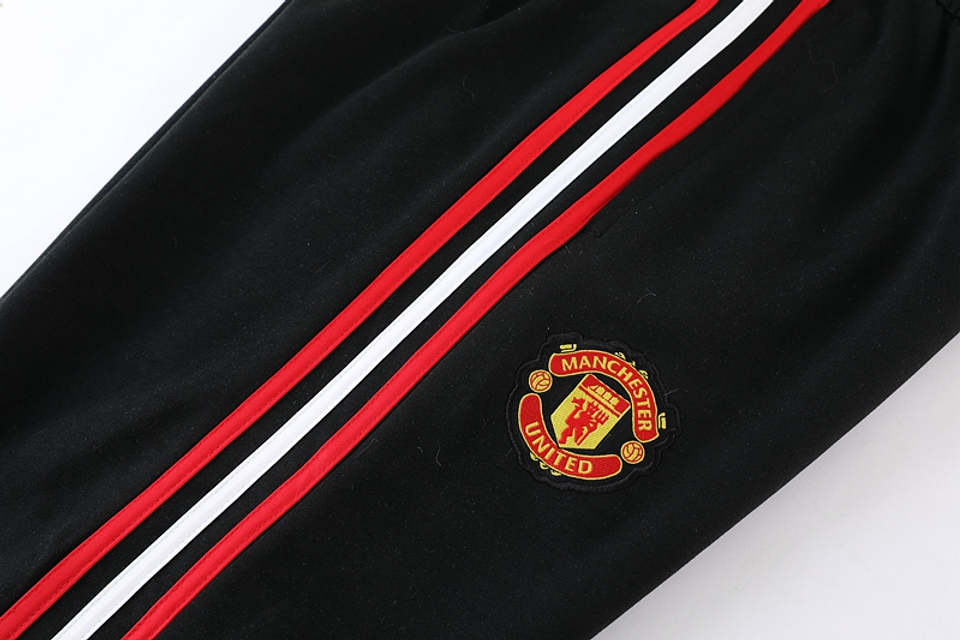 Manchester United Fato de Treino c/ Capuz 8