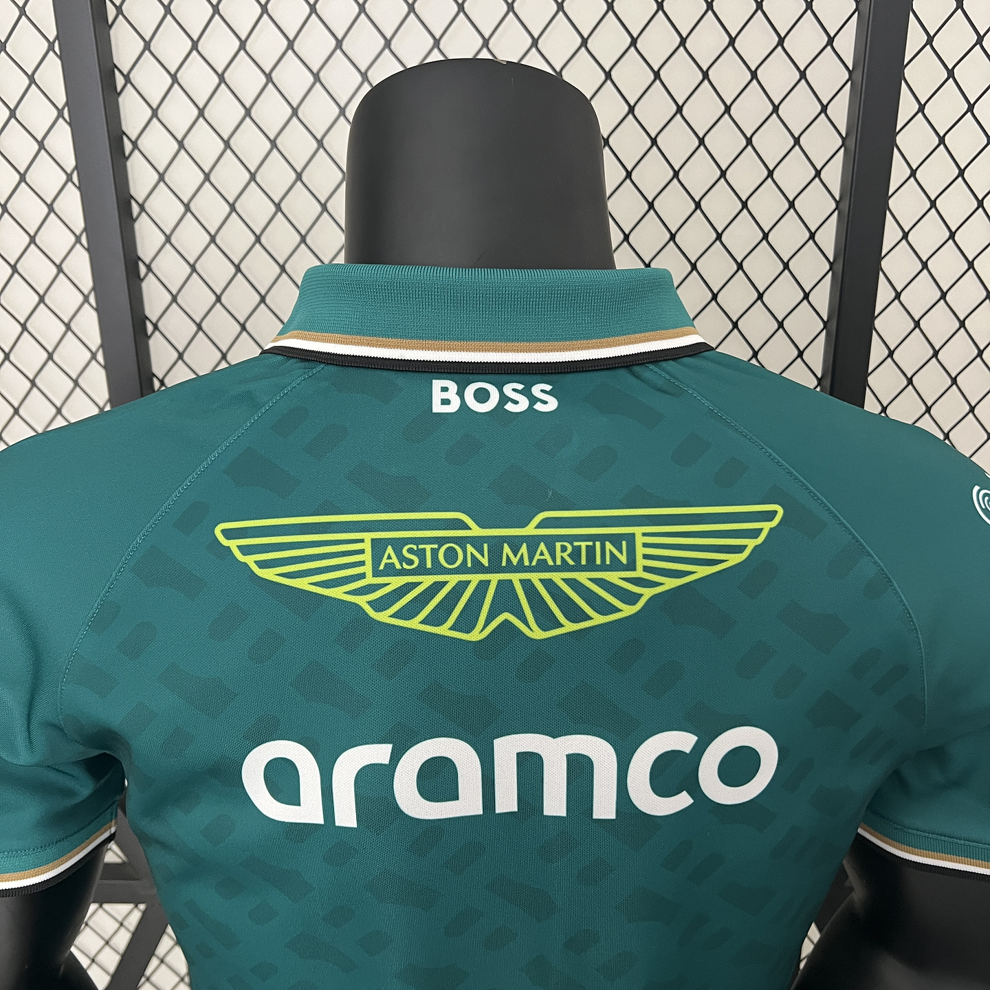 Aston Martin Polo 2024 4