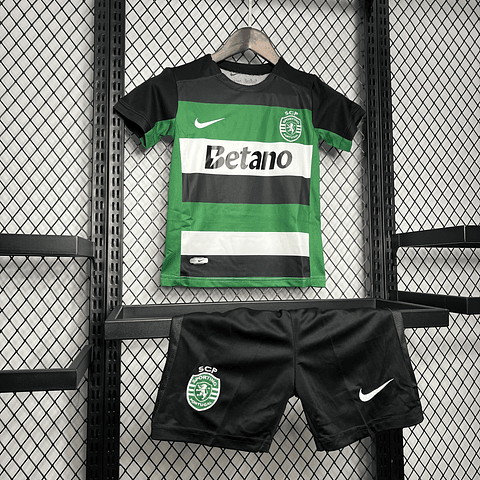 Sporting Equipamento Principal 2024/25 Kit-Criança