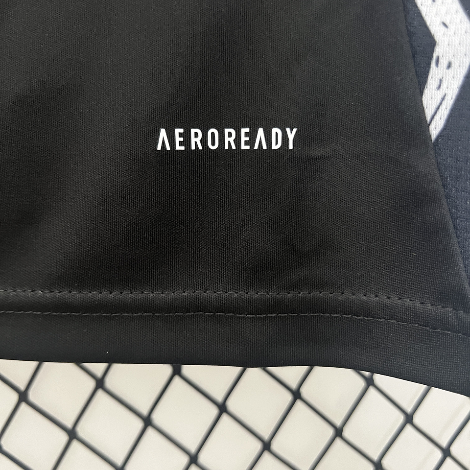 Arsenal Equipamento Alternativo 2024/25 9