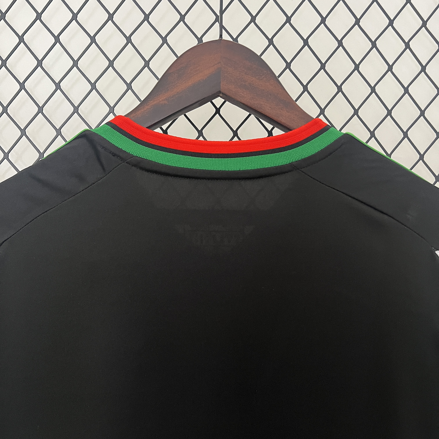 Arsenal Equipamento Alternativo 2024/25 6