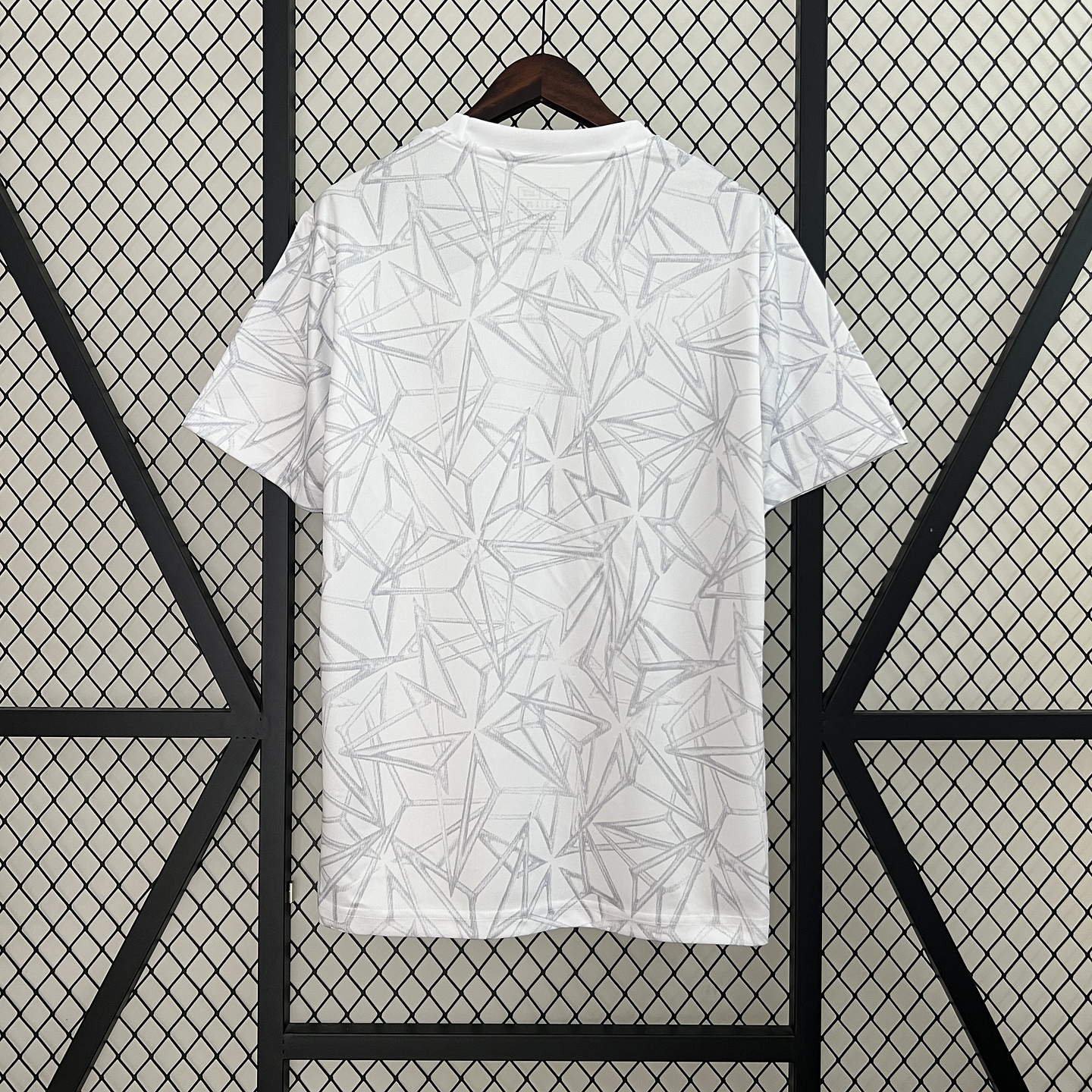 Real Madrid Equipamento Pré-Jogo 2024/25 2