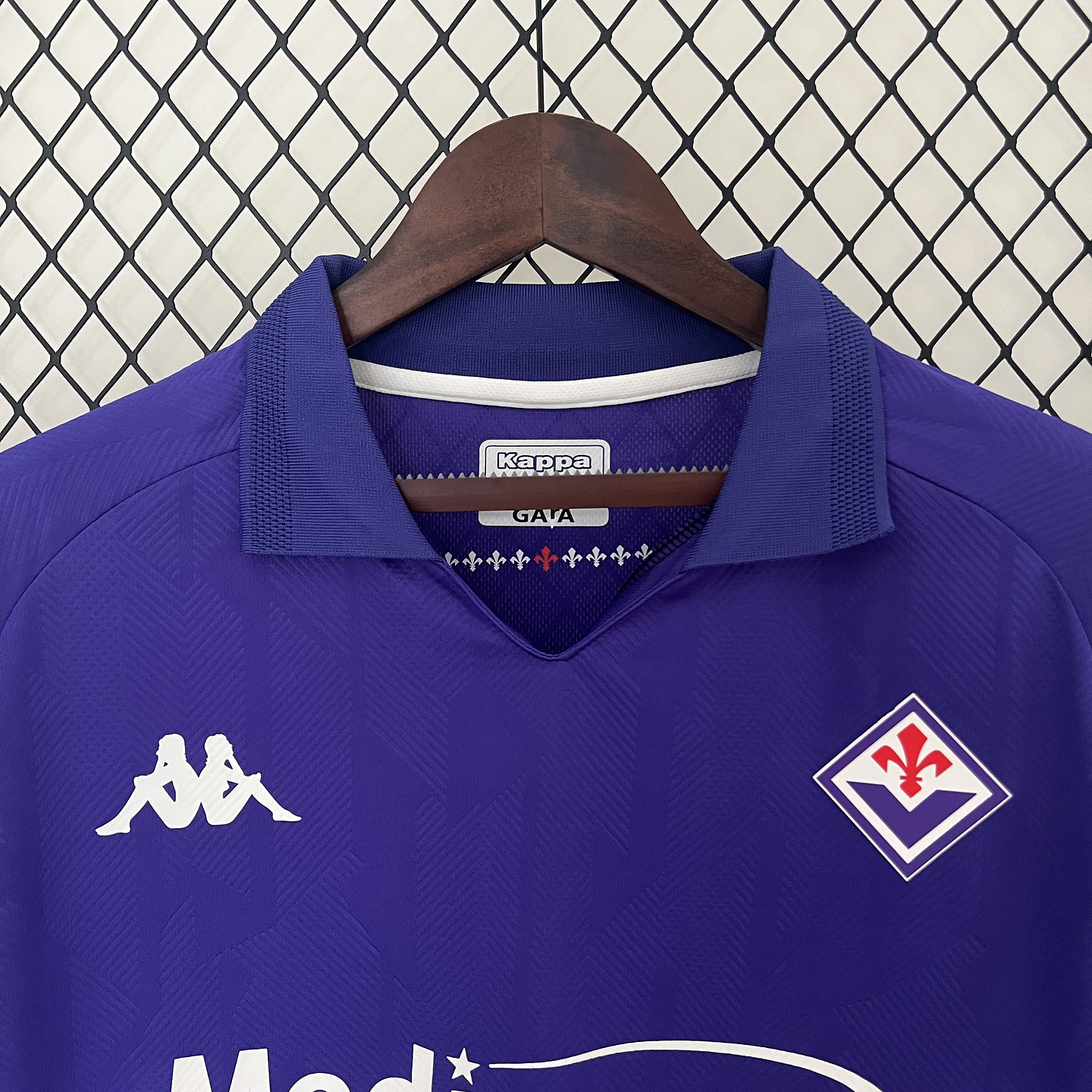 Fiorentina Equipamento Principal 2024/25 5