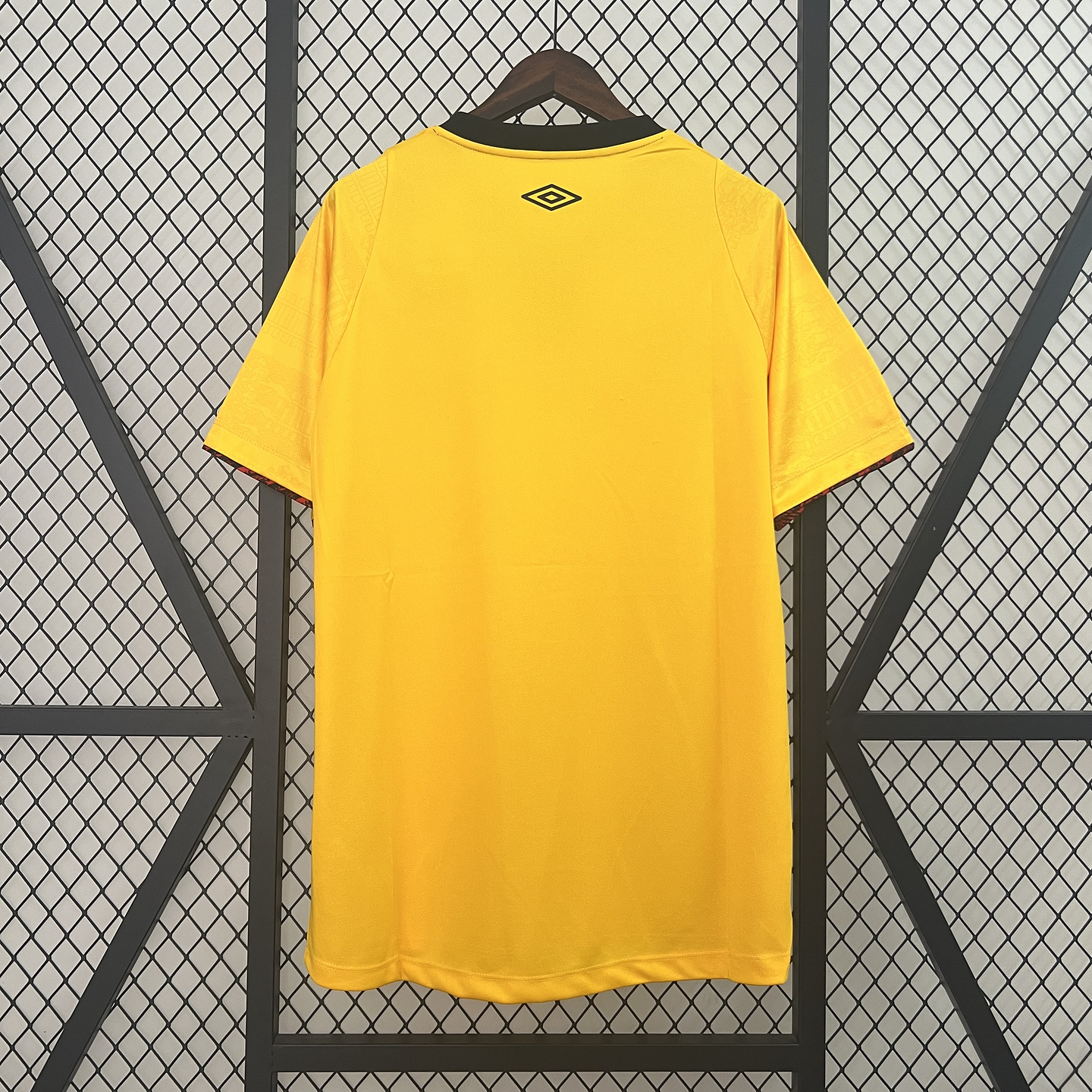 Recife Equipamento Alternativo 2024/25 4