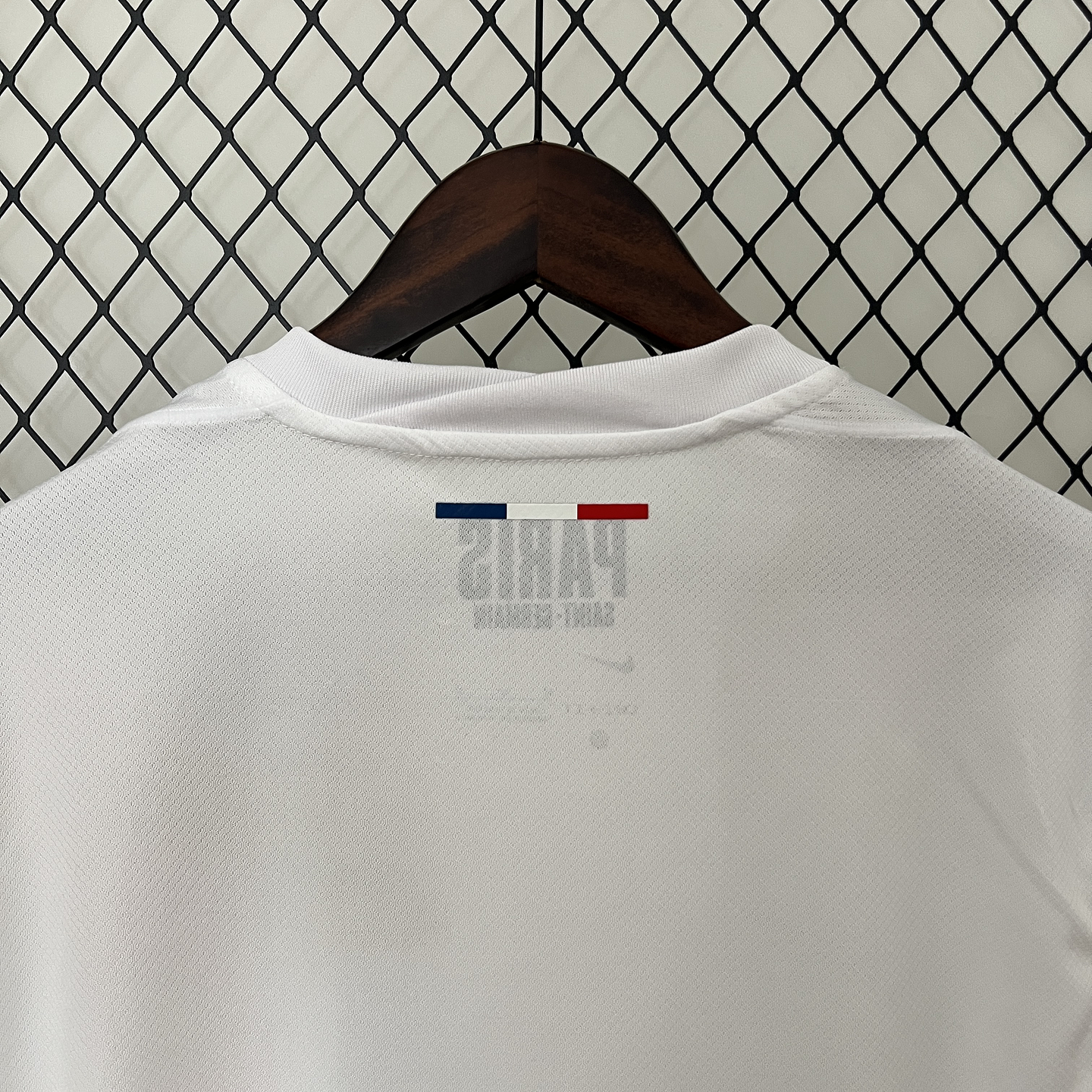 PSG Equipamento Alternativo 2024/25 6