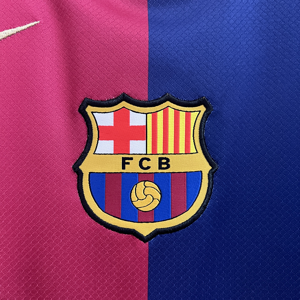 Barcelona Equipamento Principal 2024/25 4