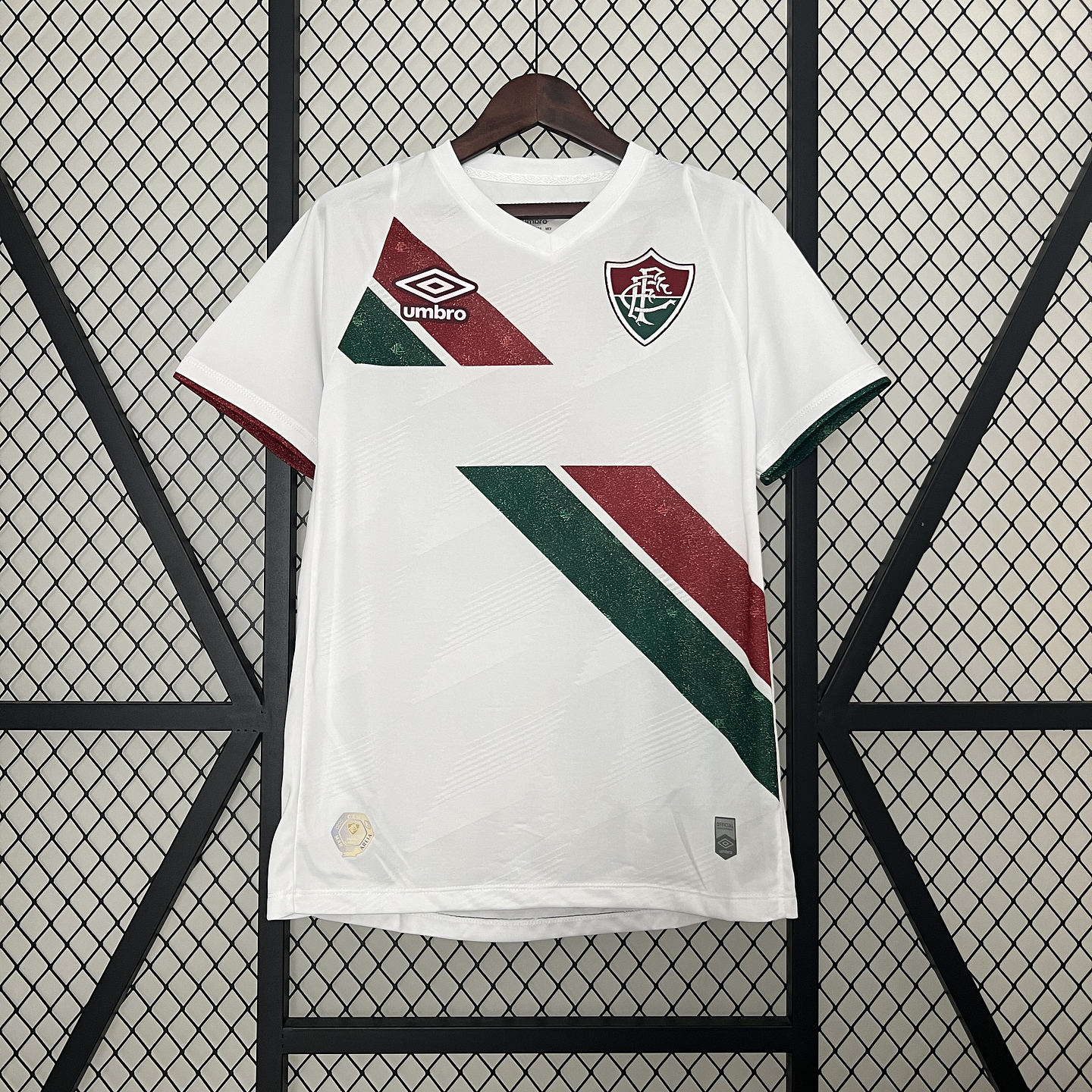 Fluminense Equipamento Alternativo 2024/25 1
