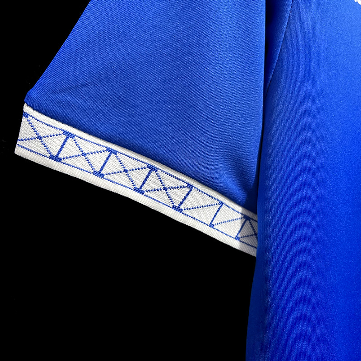 Everton Equipamento Principal 2023/24 7