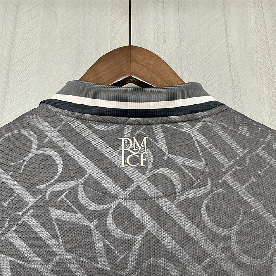 Real Madrid Terceiro Equipamento 2024/25 5